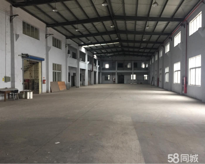 (出租) 曹路新仓库12000出租层高15米价格1.3每平-pic1